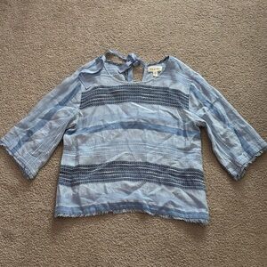 Cloth & Stone Linen Blend Blouse size small